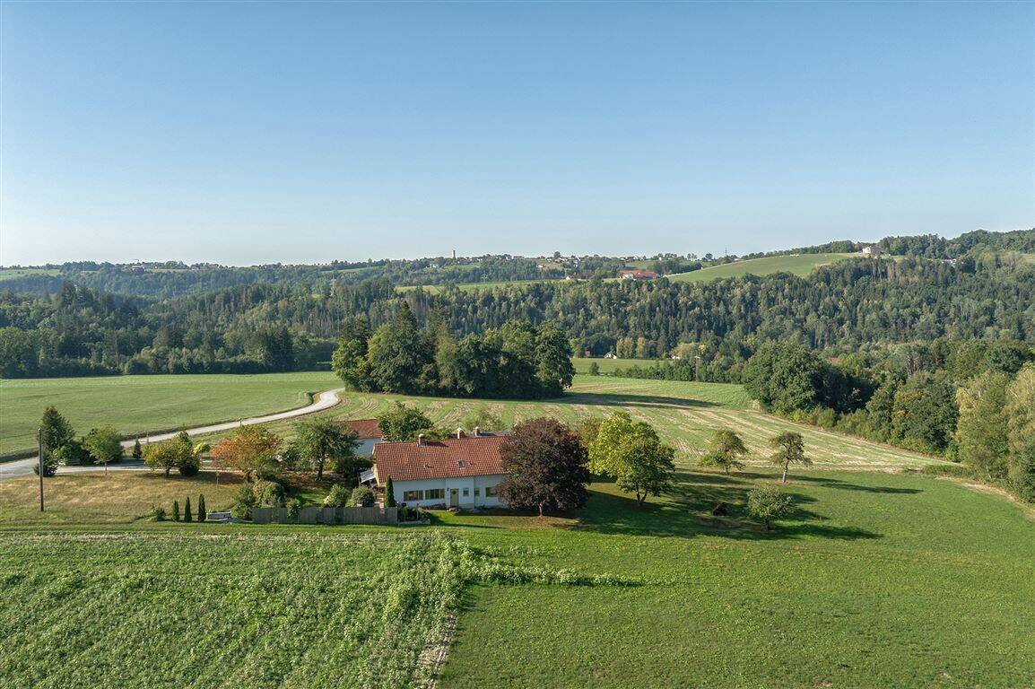 Paradies im Grünen. Wiesengrün statt Stadtlärm. Ihr neues Zuhause!, 94121 Salzweg