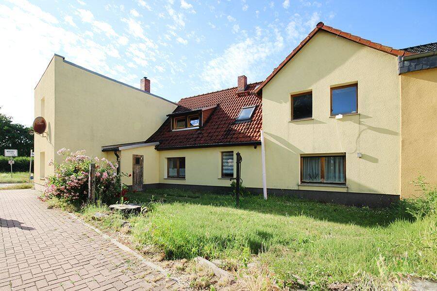 Projekt mit Potenzial: Handwerker-Traum mit ausbaufähiger Scheune in Hohendodeleben, 39164 Wanzleben-Börde