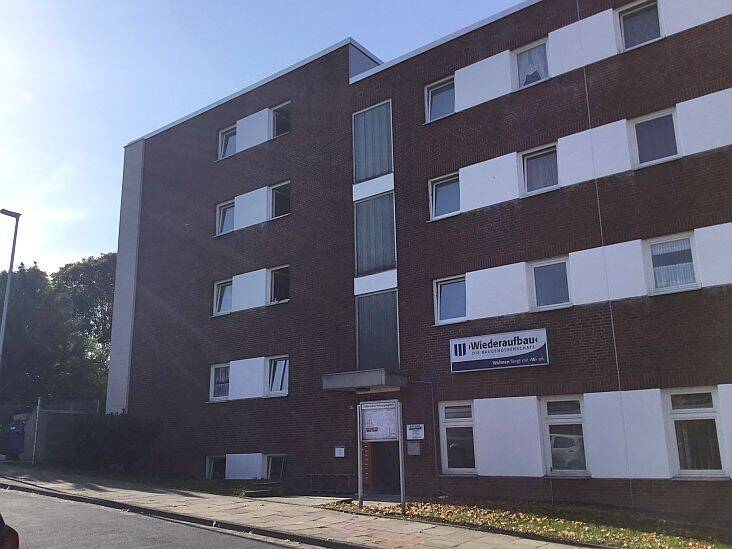 + 3 Zimmer mit Balkon – mit modernisiertem Bad +, 38723 Seesen