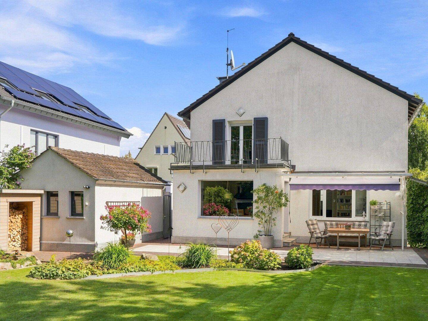 Grünes Familienidyll – Freistehendes Einfamilienhaus mit schönem Garten, 51373 Leverkusen (Bürrig Küppersteg Rheindorf Wiesdorf)