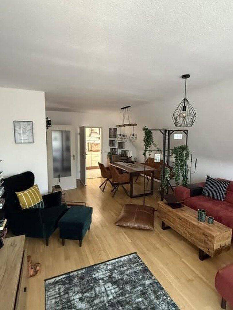 Lichtdurchlüftete 95m² Wohnung im Herzen von Eilendorf, 52080 Aachen