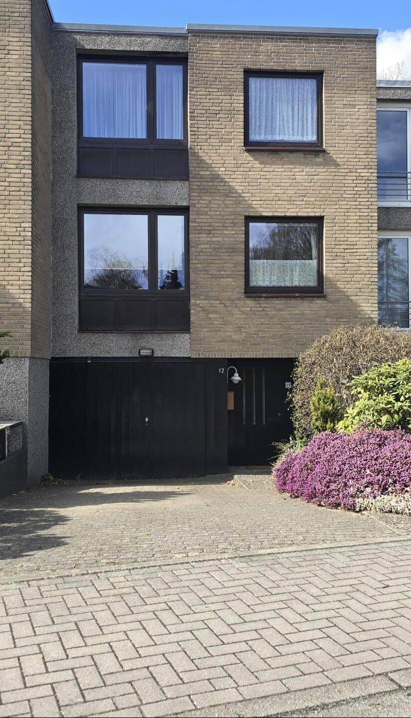 Reihenmittelhaus in traumhafter Lage am Norderstedter Stadtpark, 22844 Norderstedt