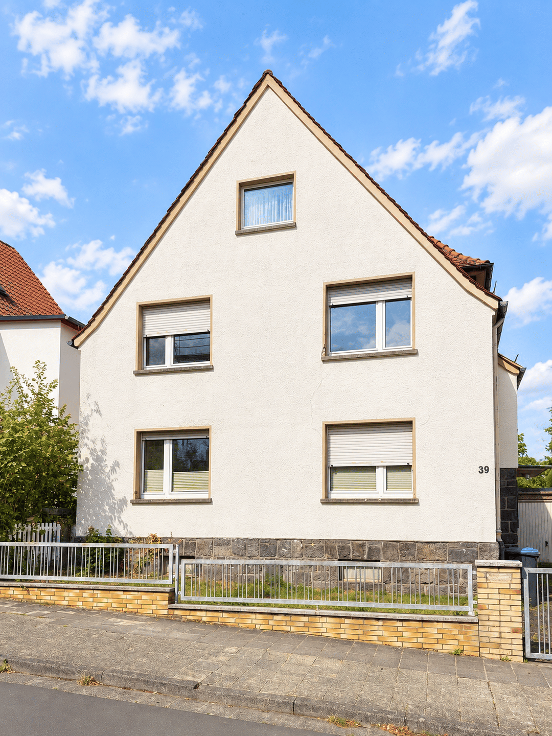 Charaktervolles Wohnhaus mit viel Potenzial, 35398 Gießen