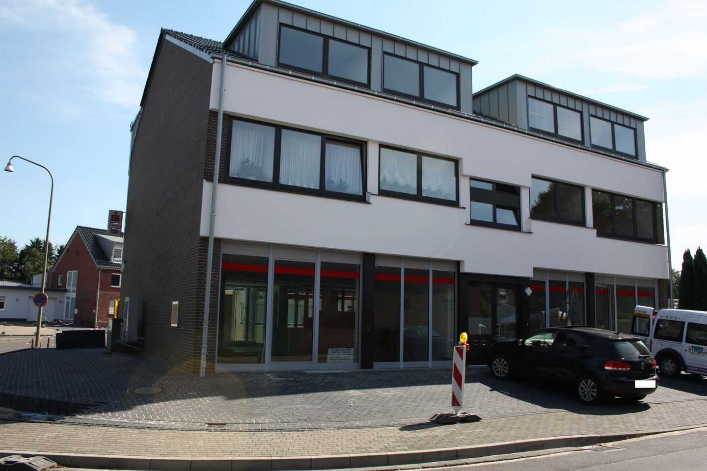 Großzügige 2-Zimmer-Wohnung in Wegberg-Arsbeck über der Kreissparkasse Heinsberg, 41844 Wegberg