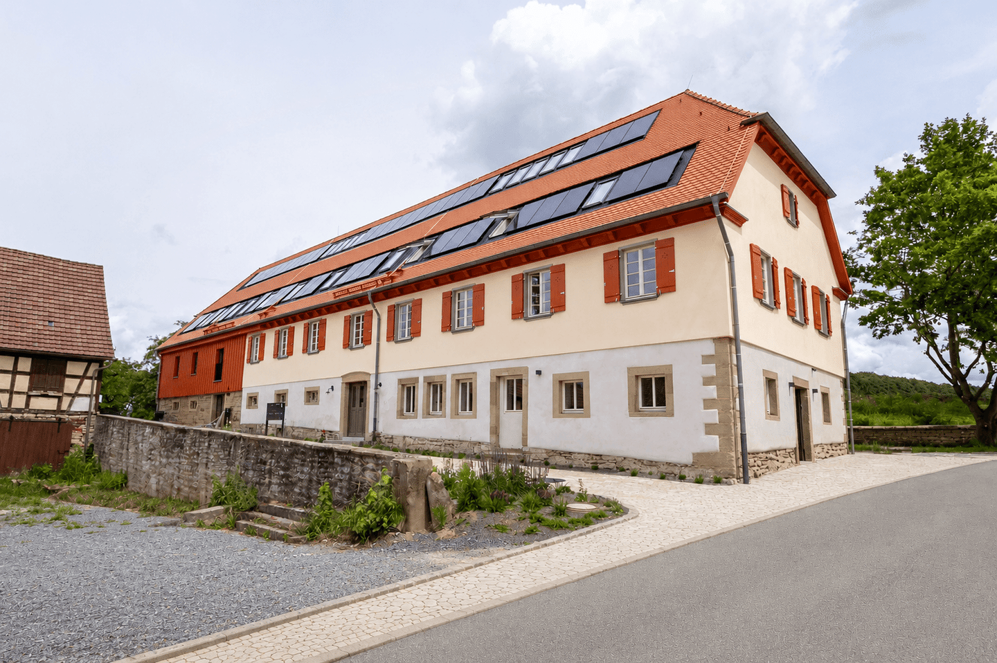 4-Zi-Whg in Möckmühl – Exklusives Wohnen mit Charme & Geschichte auf dem Hofgut Maisenhälden, 74219 Möckmühl