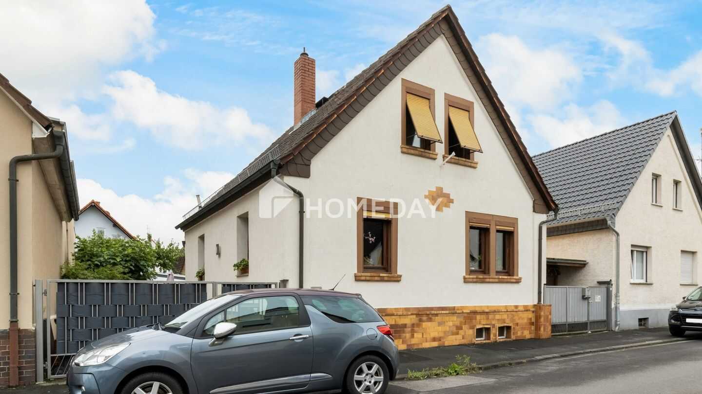Charmantes Einfamilienhaus mit Nebengebäude, Garten und Terrasse in ruhiger Lage von Hainburg, 63512 Hainburg