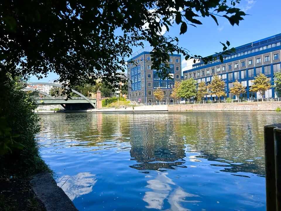 Im Hansaviertel Tiergarten, am Bundesratsufer, 10557 Berlin (Mitte Hansaviertel Moabit Tiergarten)