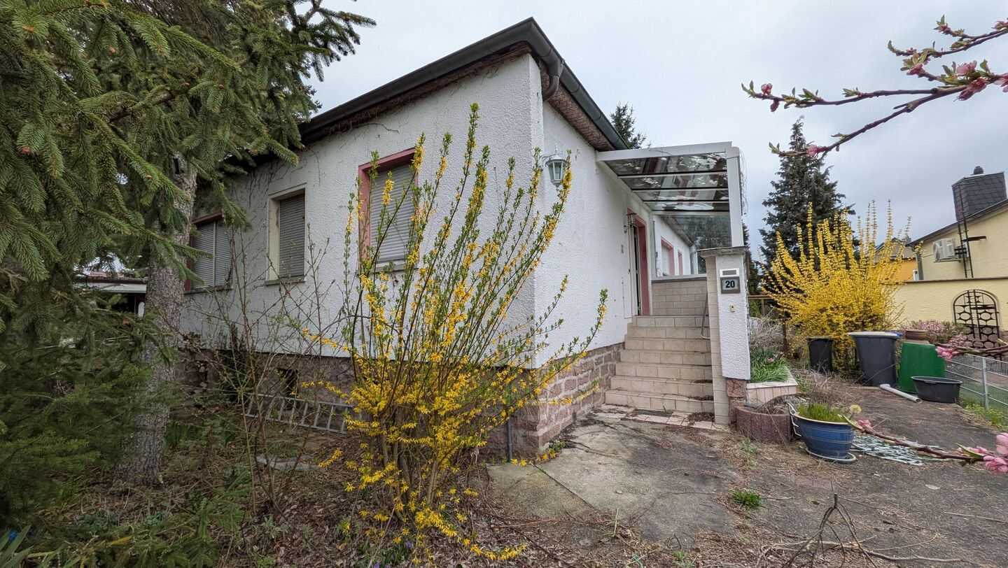 Idyllischer Bungalow sucht neue Bewohner, 6862 Dessau-Roßlau