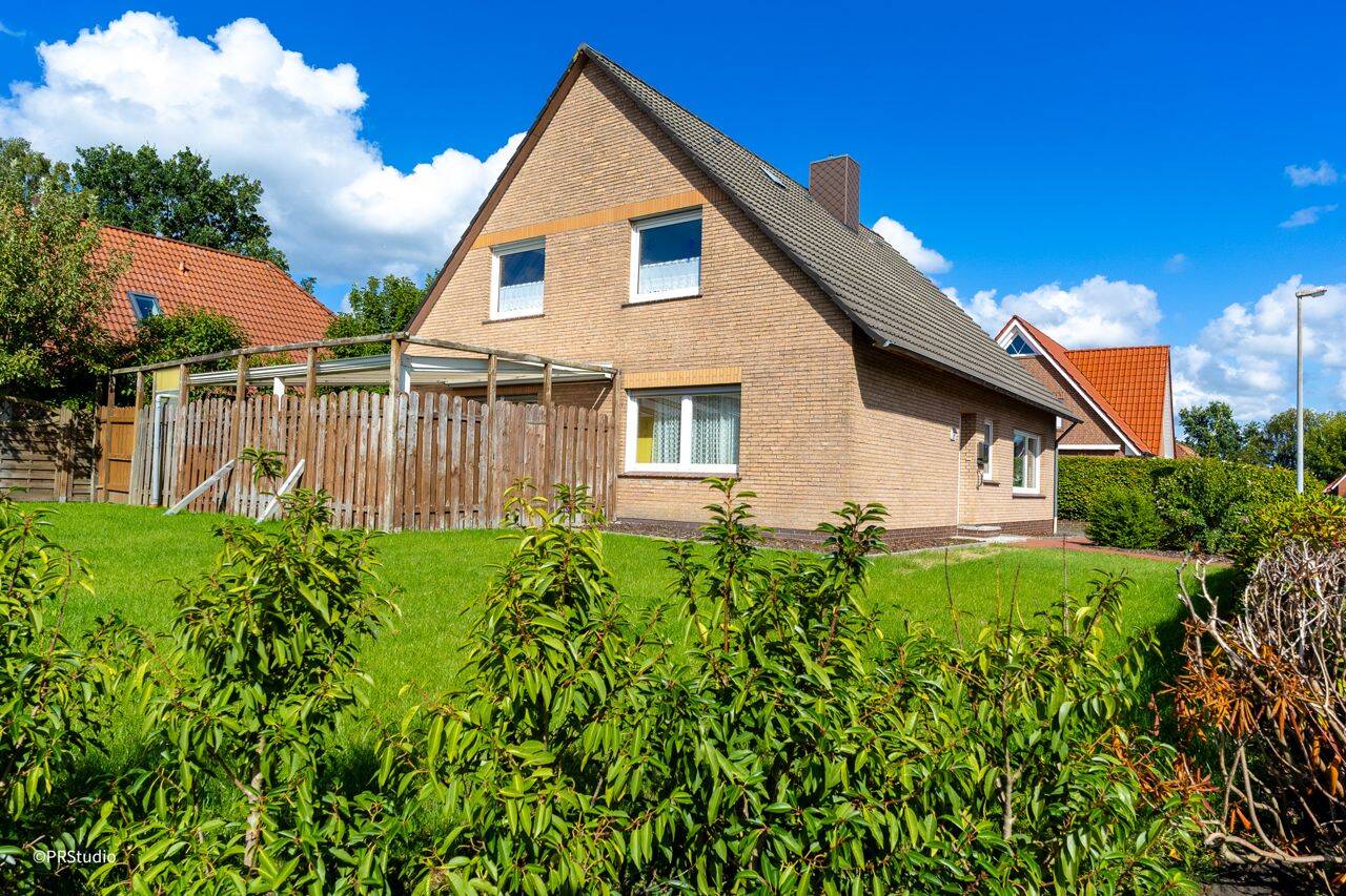 Einfamilienhaus mit 6 gut nutzbaren Zimmern in ruhiger Wohnlage, 26789 Leer (Ostfriesland)