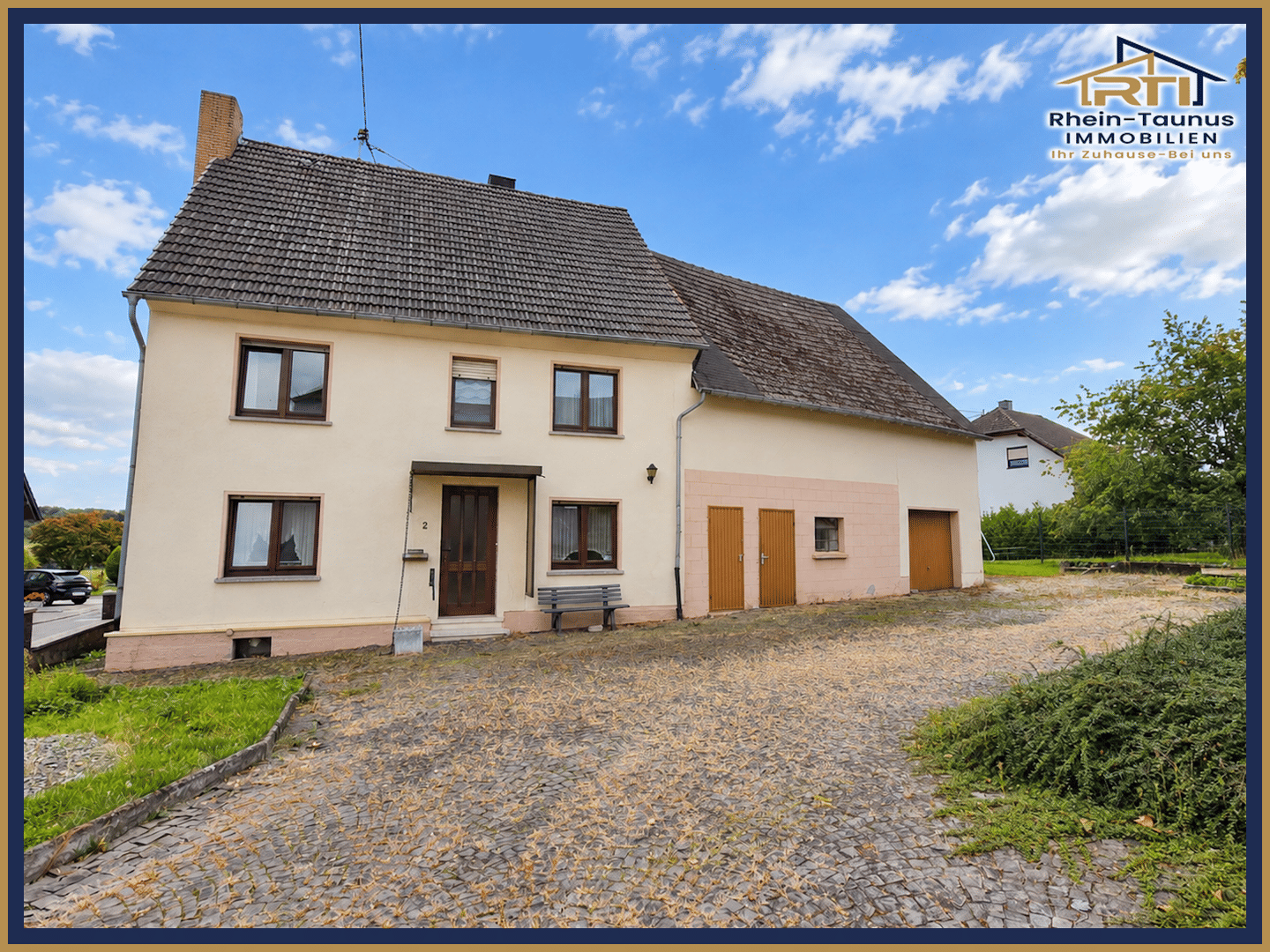 von RTI: Viel Platz für Ihre Ideen – Einfamilienhaus mit Scheune und 2 Garagen in Girod!, 56412 Girod