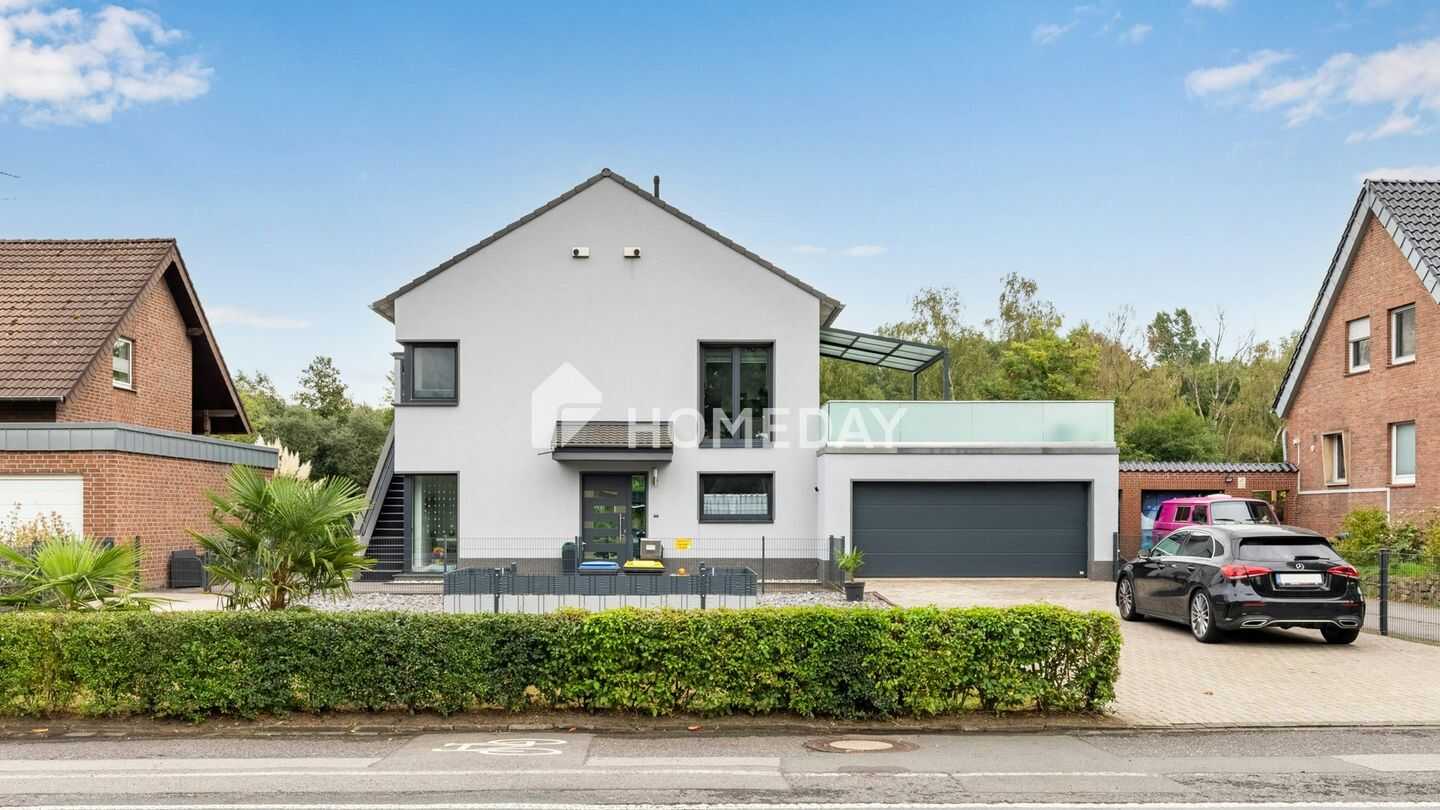 Modernes Zweigenerationenhaus mit 9 Zimmern und rund 218 m² Wohnfläche, 45731 Waltrop