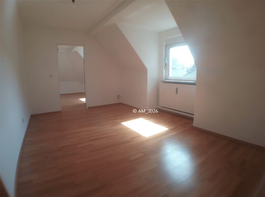2 Zimmer Dachgeschoss Wohnung im Herzen von Trudering, 81825 München (Berg am Laim Trudering-Riem)