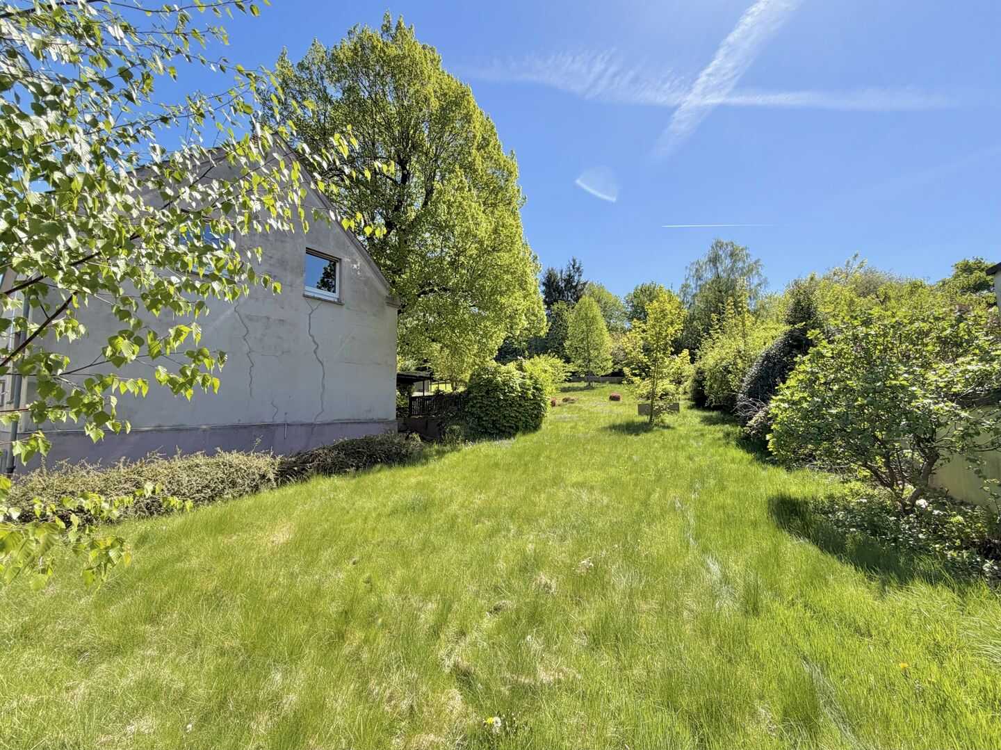 Beenden Sie den Dornröschenschlaf in Dahlhausen (Grenze Linden), 44879 Bochum (Dahlhausen Linden)