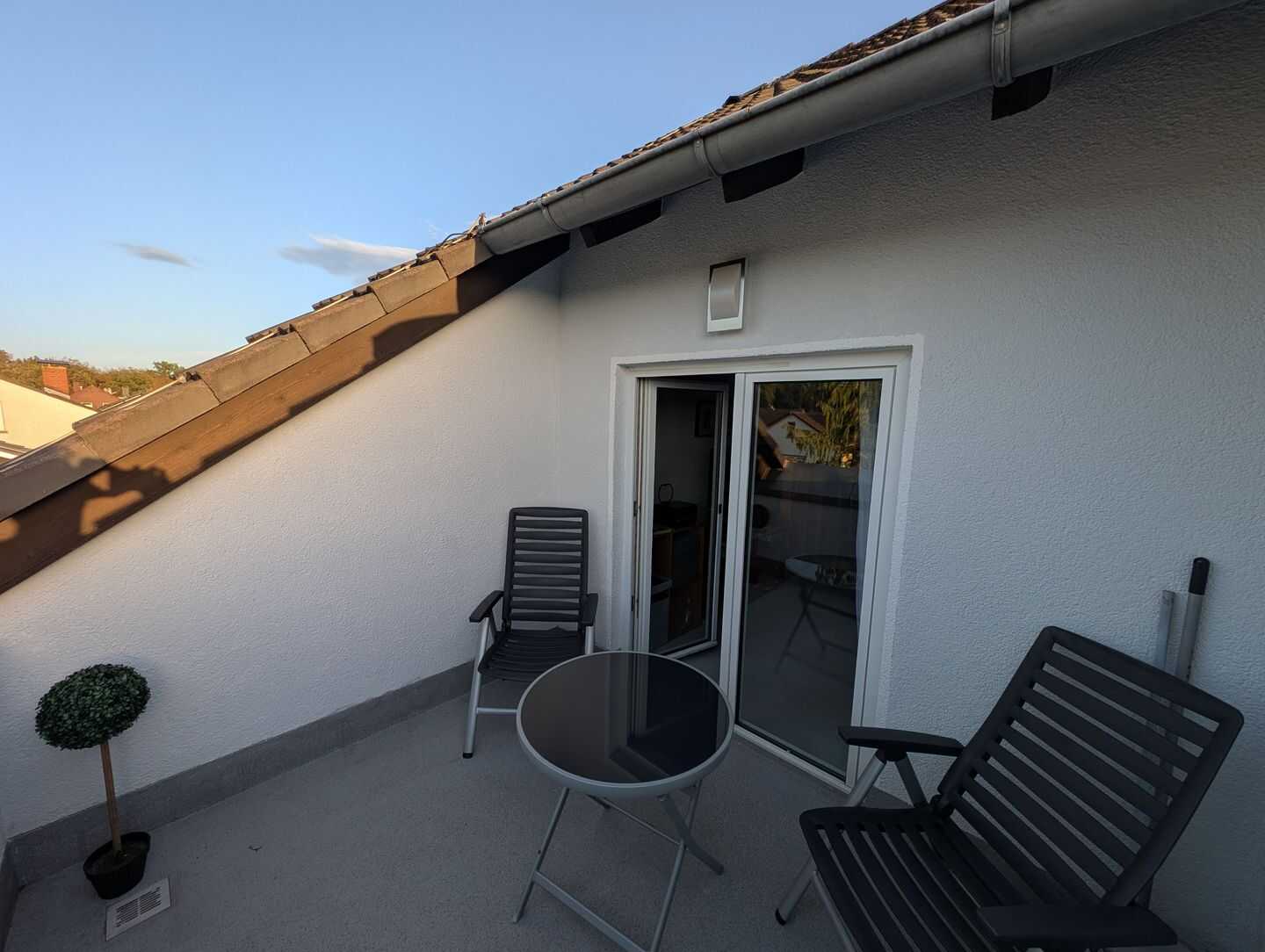 Zeitlich begrenztes exquisites, voll möbliertes 35-m²-Appartement in ruhiger Bestlage von Maintal-Ost für Projektarbeiter etc., 63477 Maintal