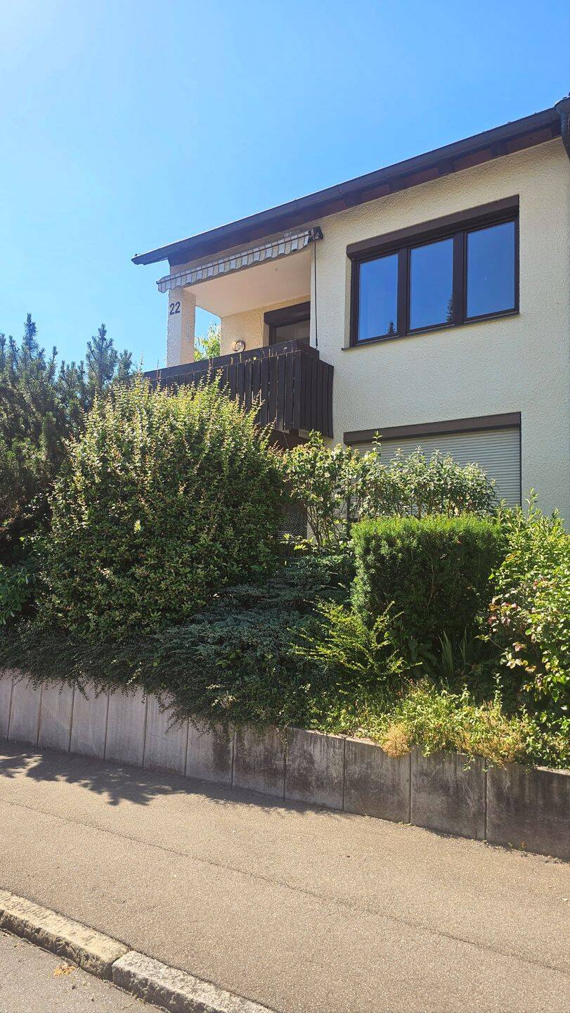 Moderner Schnitt, Eck-Balkon, TG-Stellplatz und großer Keller, 71063 Sindelfingen