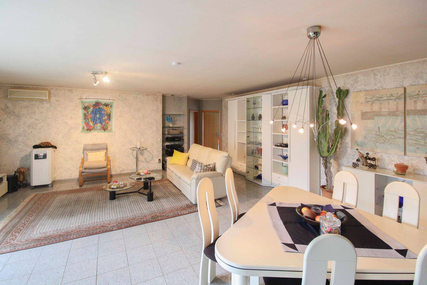 Bungalow mit 139 qm und einem Büro/Einliegerwohnung von 49 qm mit seperatem Eingang, 41379 Brüggen