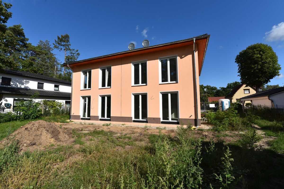 Attraktive Doppelhaushälfte mit 4- 5 Zimmern – Erstbezug, 15345 Petershagen/Eggersdorf