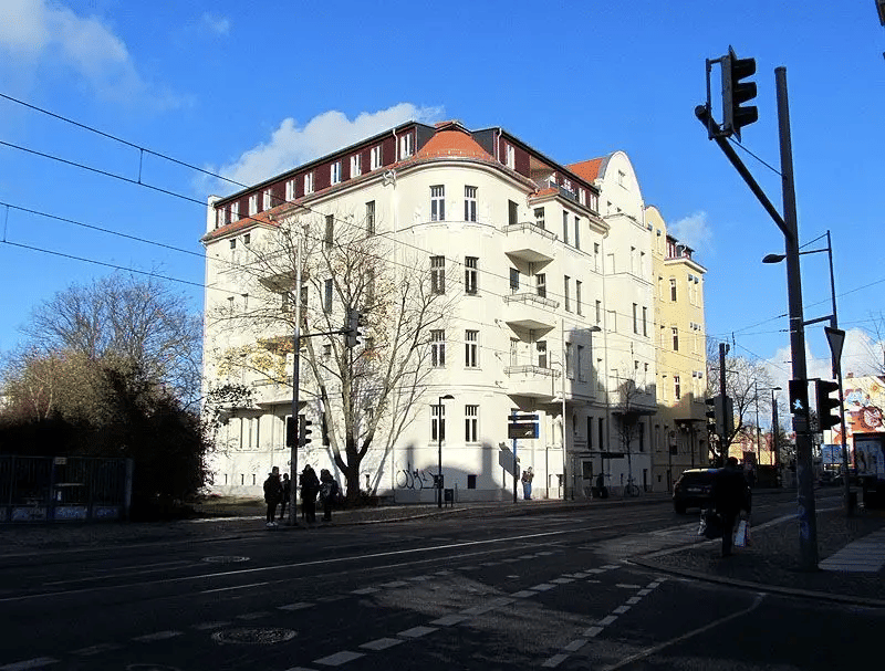 Geräumige 2,5-Zimmer-Wohnung mit Balkon in Leipzig Altlindenau, 4177 Leipzig (Altlindenau Lindenau)