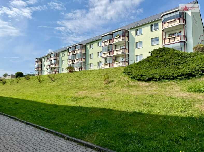 Renovierte 3-Raum-Wohnung mit Sonnenbalkon und Einbauküche in ruhiger Waldrandlage von Geyer!, 9468 Geyer