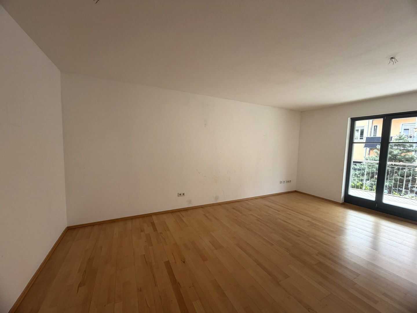 Wurzelbauerstr – 2 Zimmer – Balkon und TG, 90409 Nürnberg (Großreuth h. d. Veste Gärten h. d. Veste Maxfeld Schoppershof)