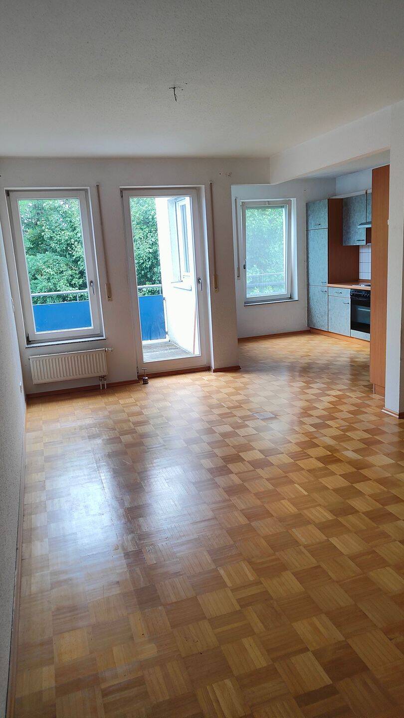 Schöne Wohnung mit Balkon im 2. Obergeschoss, 13127 Berlin (Pankow)