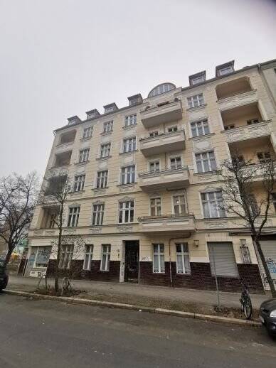 Gut geschnittene und vermietete Altbaueigentumswohnung im Friedrichshainer Samariterkiez in 10247 Berlin, 10247 Berlin (Friedrichshain-Kreuzberg Friedrichshain Prenzlauer Berg)