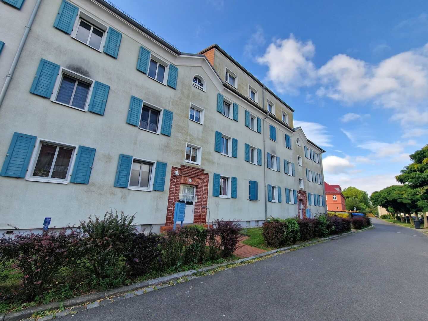 Mehr als nur vier Wände – sonnig, freundlich, renoviert!, 6886 Wittenberg