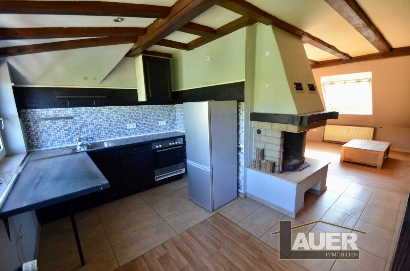 Charmante Dachgeschosswohnung 2 Z,K,B, ca. 54 m² – separater Zugang über eigene Turmtreppe, 66333 Völklingen