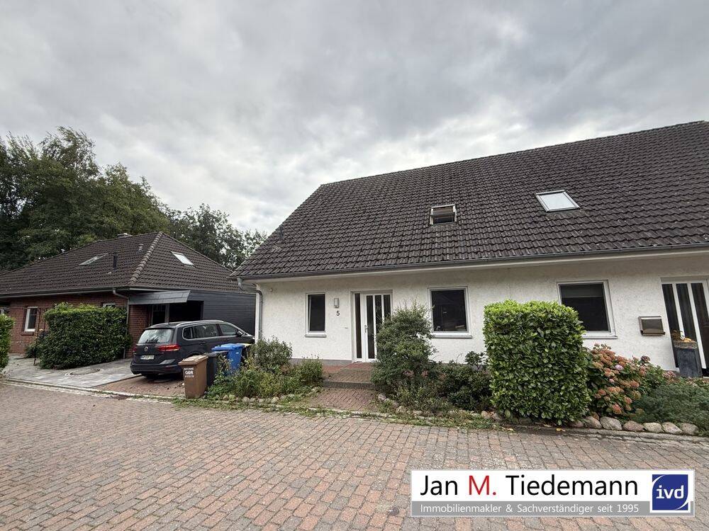 Familien-Doppelhaushälfte Bj. 2005 auf Eigenland mit 7 Zimmern auf 160 m² Wohnfläche, 23923 Lüdersdorf