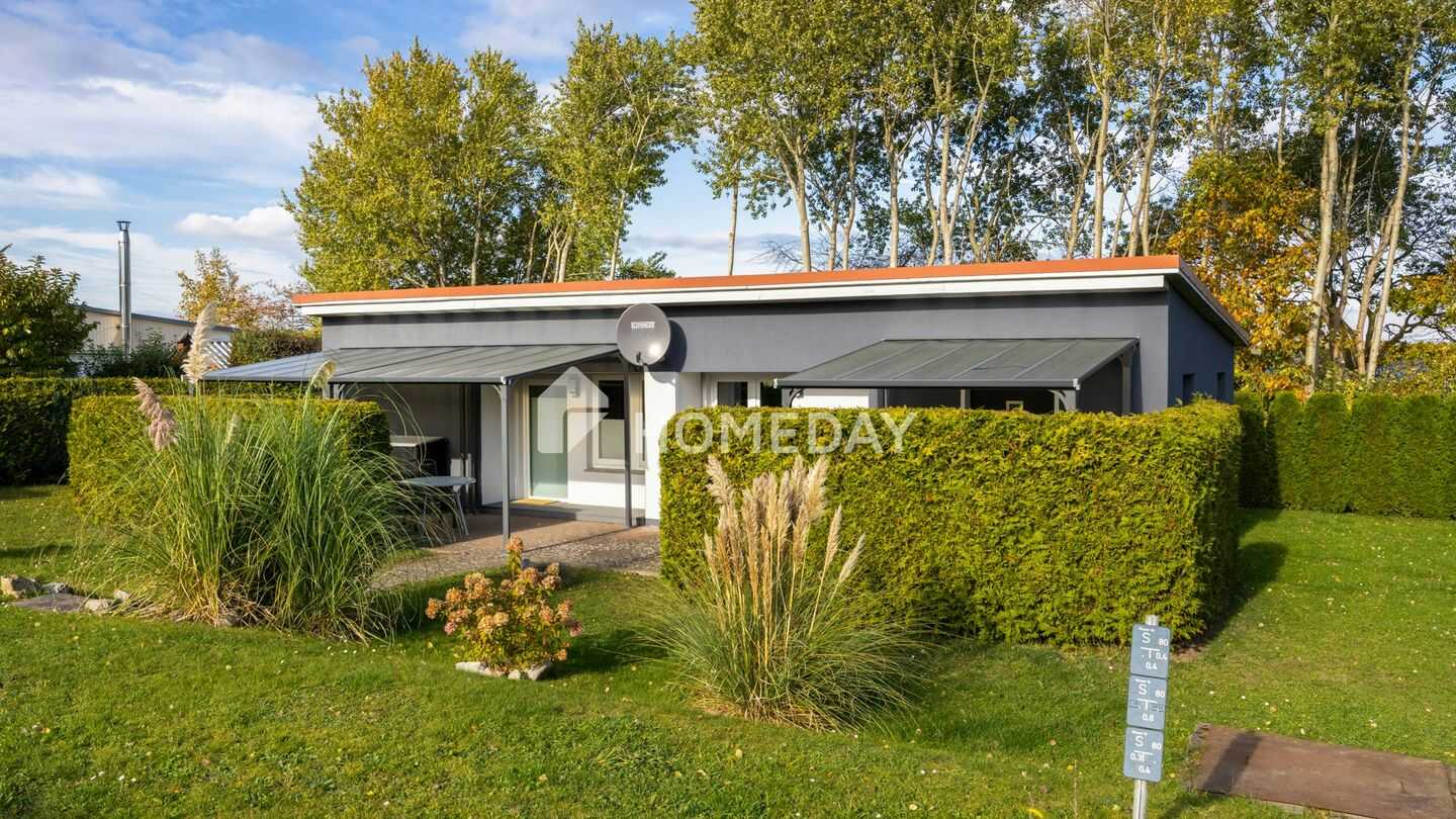 Ihr Ferien-Bungalow in erster Reihe zum Wasser – gepflegt, modernisiert und auf Erbpachtgrundstück, 18439 Stralsund