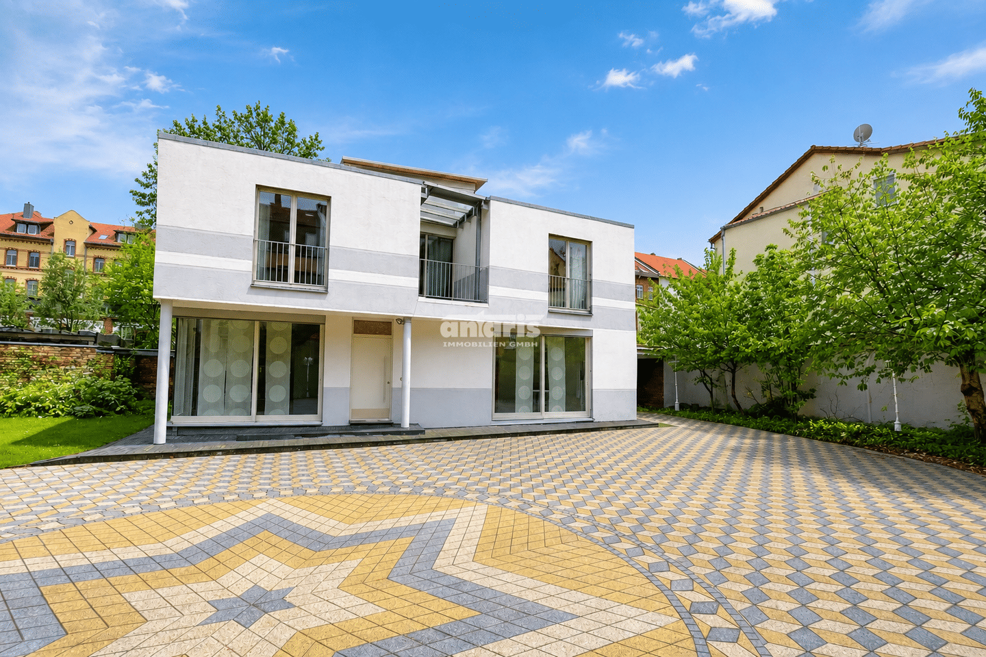 antaris Immobilien GmbH ** Wo moderne Architektur auf außergewöhnlichen Wohnkomfort trifft **, 99086 Erfurt
