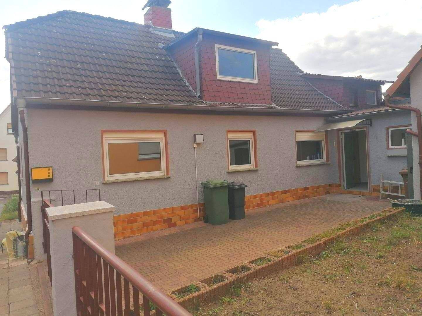 Interessantes,charmantes Haus, Hof und Garten, Großkrotzenburg, 63538 Großkrotzenburg
