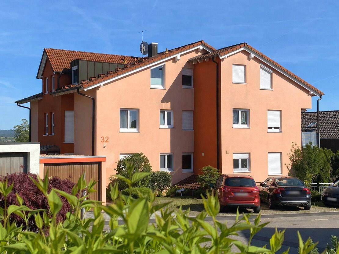 Fantastische und helle 2,5-Zimmer DG-Wohnung mit Dachbalkon und Blick über die Dächer von Ilsfeld, 74360 Ilsfeld