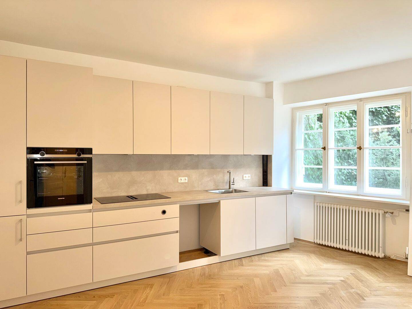 Direkt vom Eigentümer: Erstbezug nach Sanierung – charmante Altbauwohnung im Herzen Schwabings, 80803 München (Schwabing-Freimann Schwabing-West)