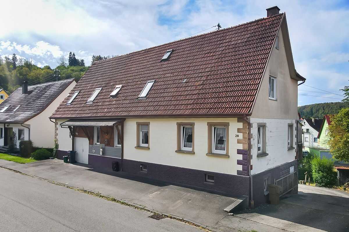 Großzügig wohnen, flexibel leben – ein Haus mit vielen Nutzungsmöglichkeiten, 72461 Albstadt
