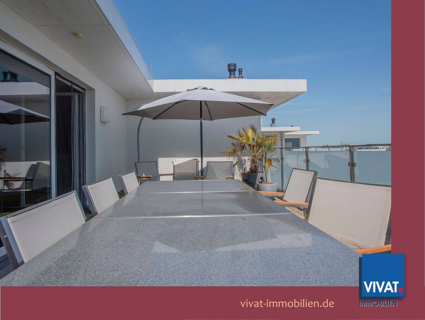 Genuss obenauf! Maisonette mit Dachterrasse, Luxus-EBK, … und vielen weiteren Annehmlichkeiten!, 60438 Frankfurt am Main (Kalbach-Riedberg Niederursel)
