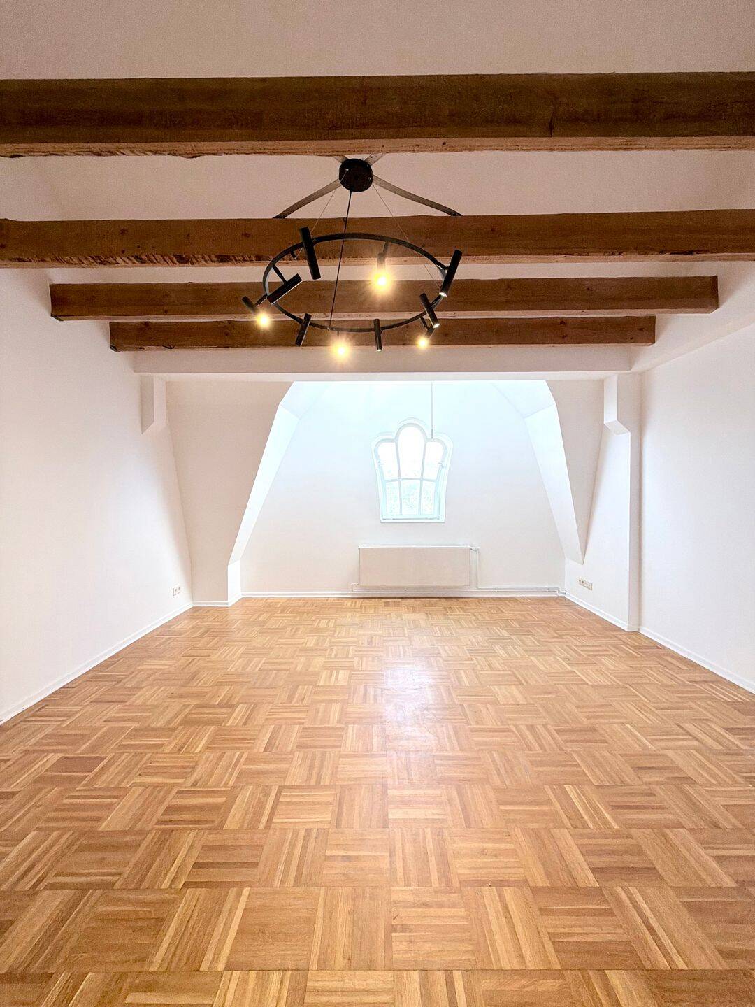 Dachgeschoss-Rarität zwischen Schöneberg & Friedenau: Altbau-Charme trifft Loft-Feeling auf 122 m², 12159 Berlin (Tempelhof-Schöneberg Friedenau Schöneberg)