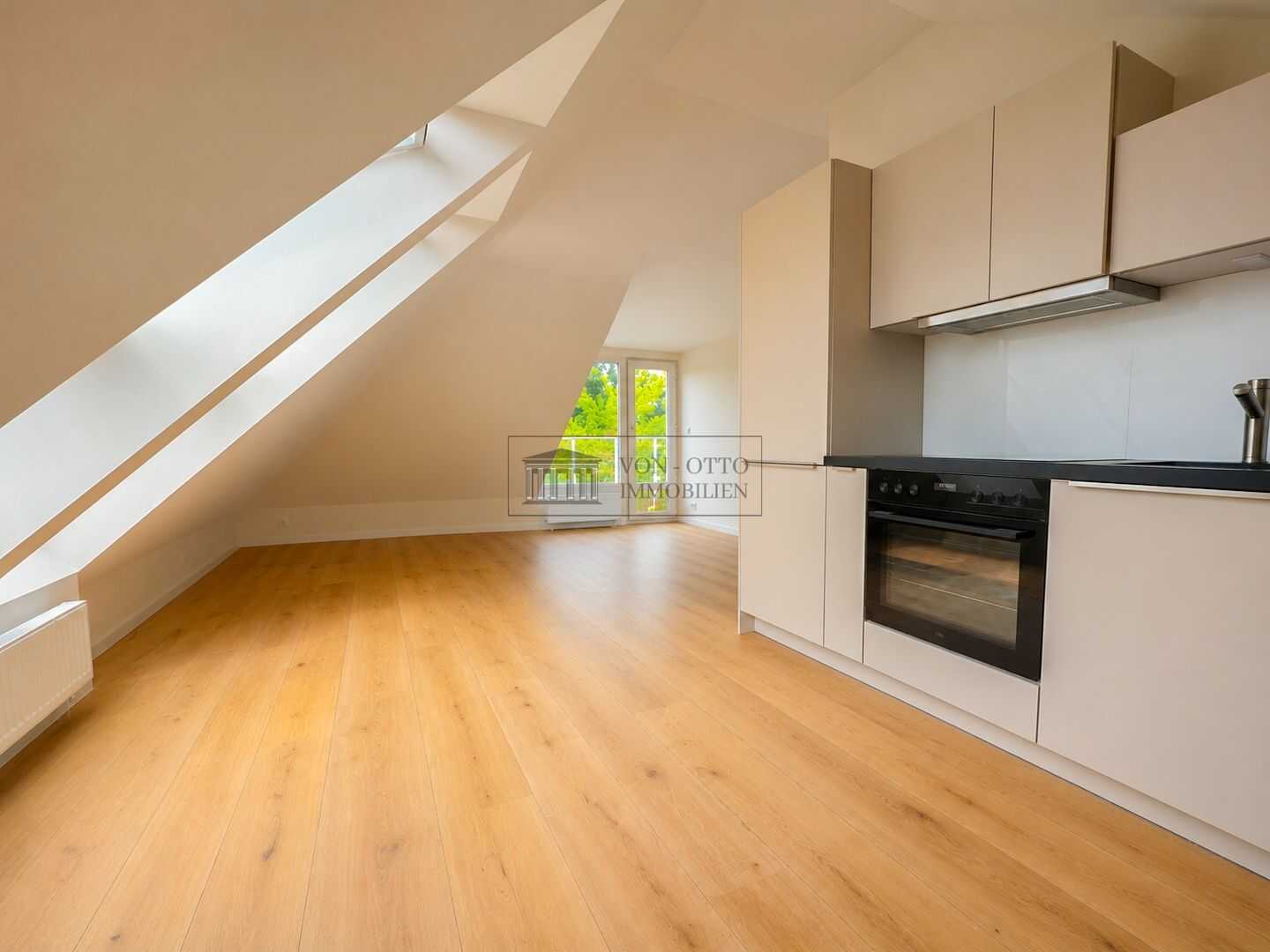Modernes Wohnen mit Ruhe und Komfort – Erstbezug im Dachgeschoss, 12555 Berlin (Treptow-Köpenick Köpenick)