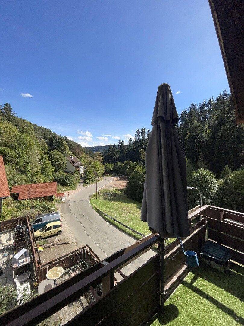 Sonnige Dachgeschosswohnung mit Terrasse in Lauterbach (Schwarzwald)- 4,5 Zimmer, Garage inklusive!, 78730 Lauterbach