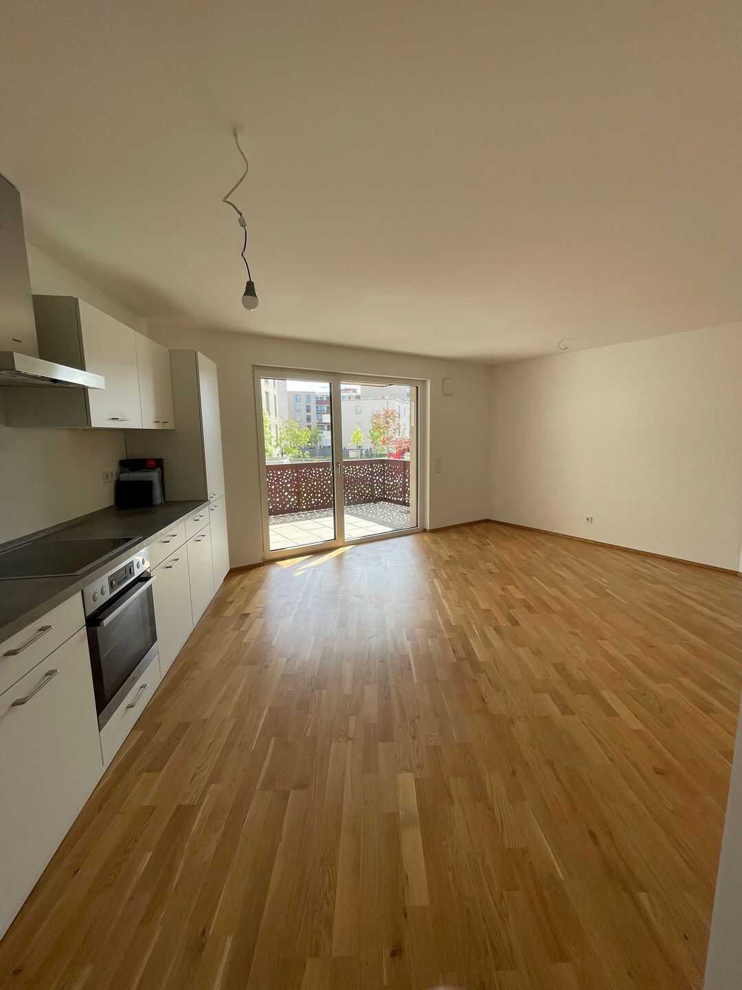 Moderne 3-Zimmer mit Einbauküche, Balkon und Tiefgarage, 90547 Stein