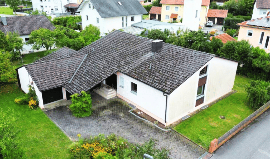 Charmanter Bungalow in idyllischer Lage nahe der Donau, 93102 Pfatter
