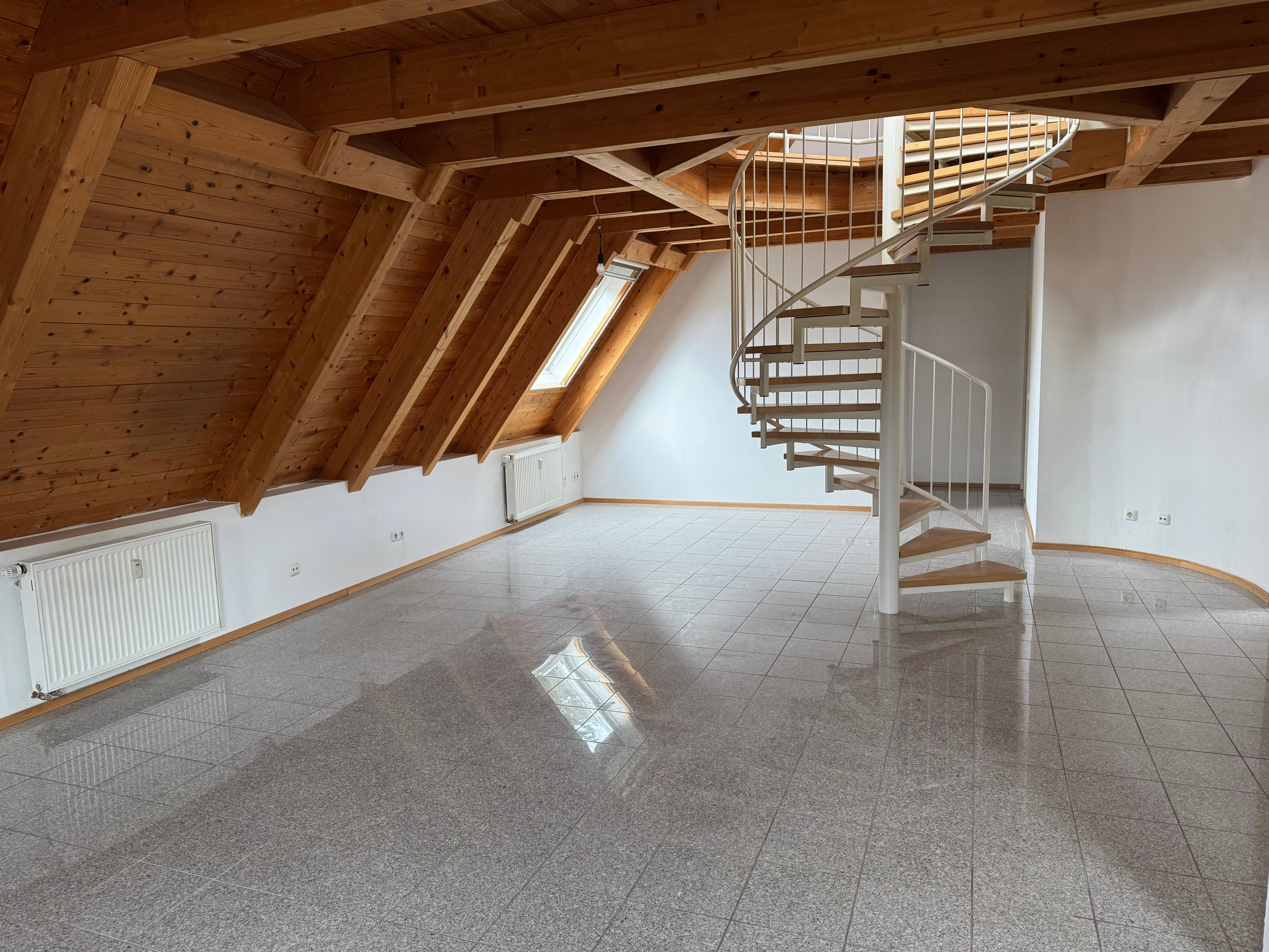 4,5 – Zimmer-Maisonettenwohnung in Schniegling bei den Pegnitzauen, 90427 Nürnberg