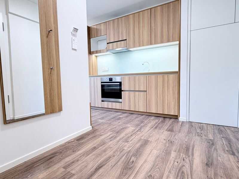 Smart & stilvoll wohnen – Möbliertes Neubau-Apartment mit Balkon, 70191 Stuttgart (Bad Cannstatt Nord)
