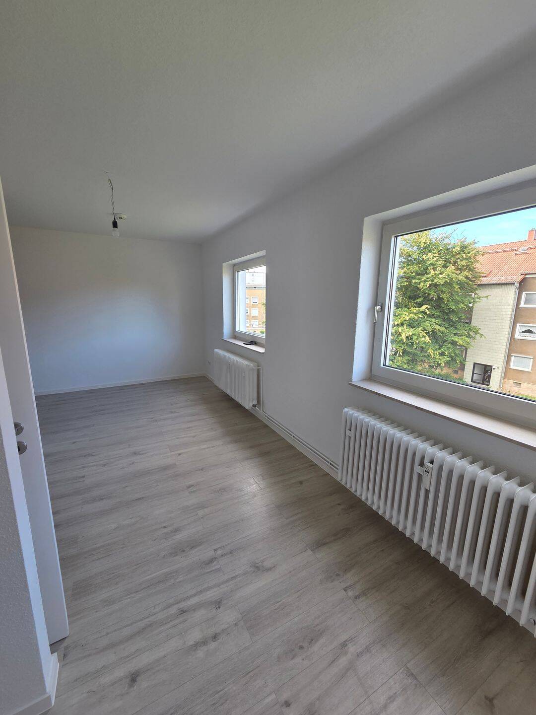 Frisch sanierte 1 Zimmer Wohnung in Salzgitter, 38226 Salzgitter (Lebenstedt)