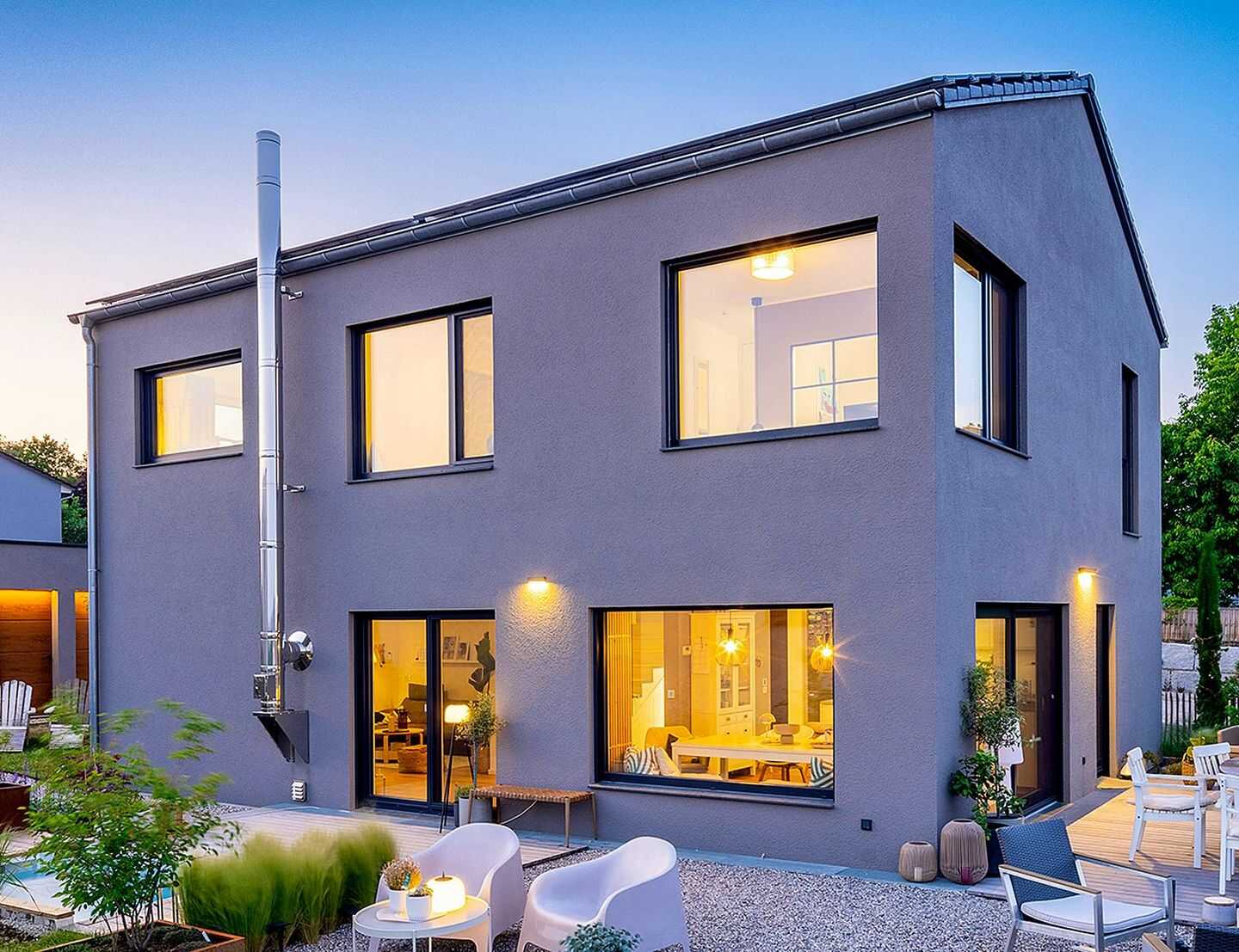 Zeitloses Landhaus-Idyll: Ihr lichtdurchfluteter Wohntraum mit moderner Effizienz und exklusivem Wohnkomfort auf 138 Quadratmetern., 91154 Roth