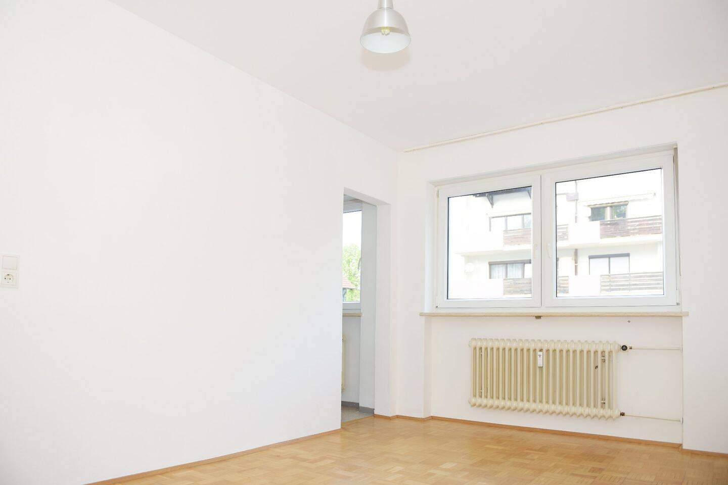 * * SINGLEWOHNUNG * * 1-Zimmer-Wohnung ohne Balkon, 84036 Landshut