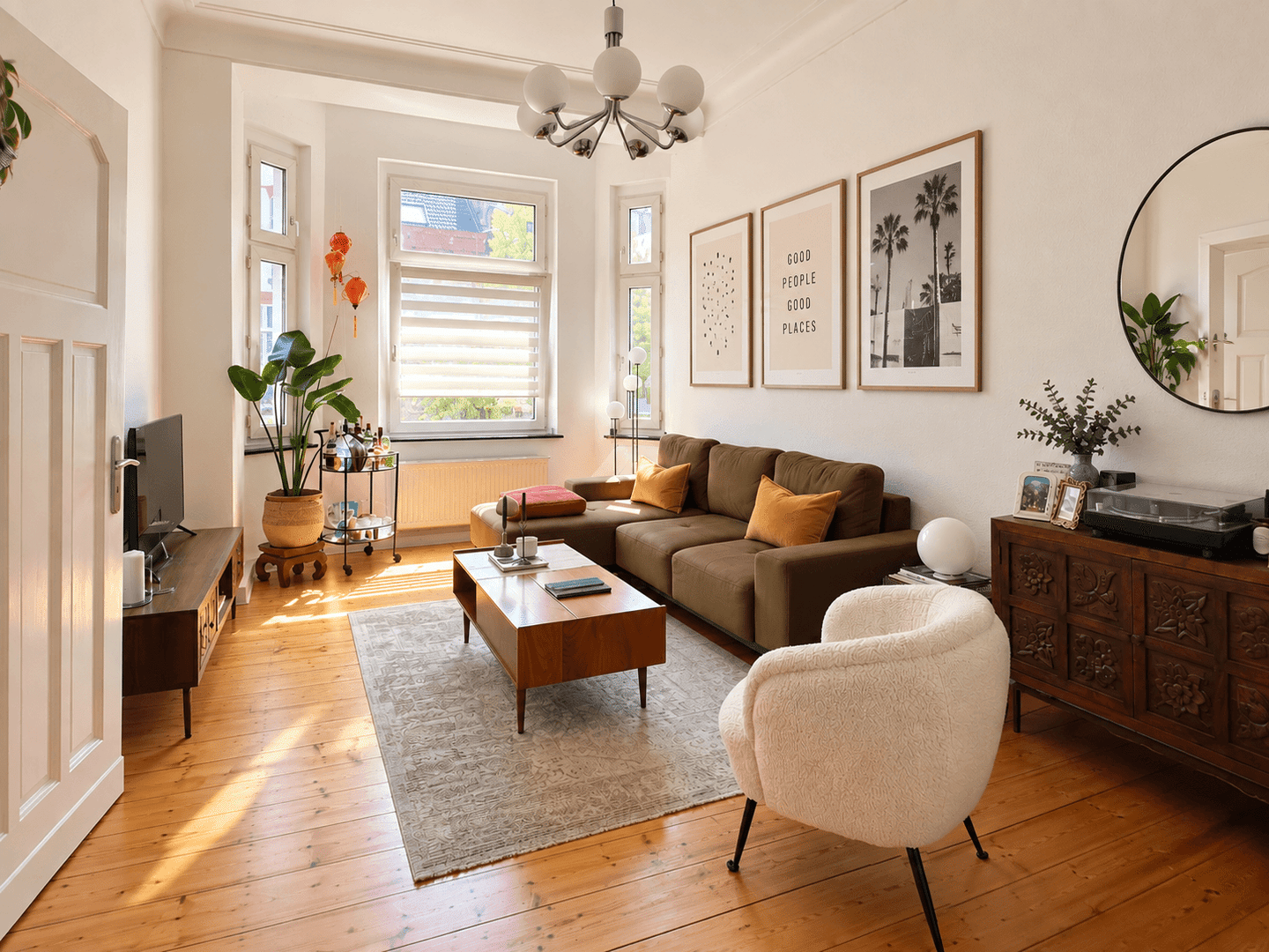 Charmanter Altbau in Bilk – frei werdende 2-Zimmer-Wohnung mit Balkon zum Innenhof, 40223 Düsseldorf (Bilk Flehe Unterbilk)