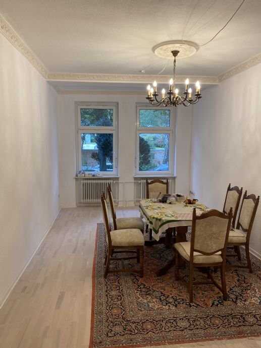 Wunderschöne 3 ZKB im EG eines Altbauhauses direkt am Tannenwäldchen, 34119 Kassel (Mitte West)