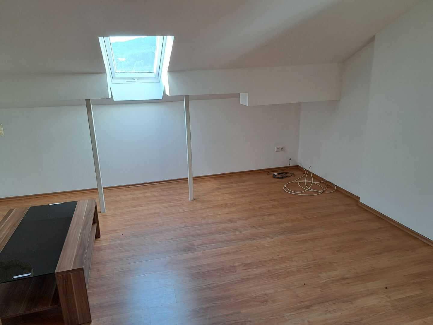 Ruhige 2-Zimmer Dachgeschosswohnung, 94539 Grafling