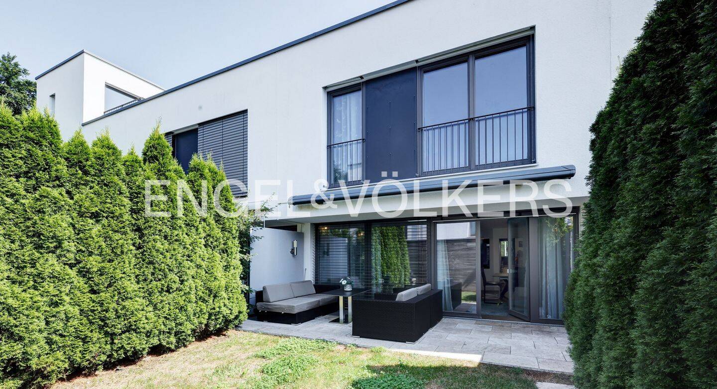 Modernes und energieeffizientes Reihenhaus in ruhiger Wohnlage Starnbergs, 82319 Starnberg